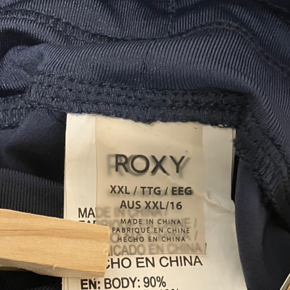 Roxy Navy Performance Athletic Shorts - Picture 2 of 13